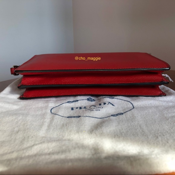 Prada Red Saffiano Lux Mini Sound Bag - Picture 4 of 9